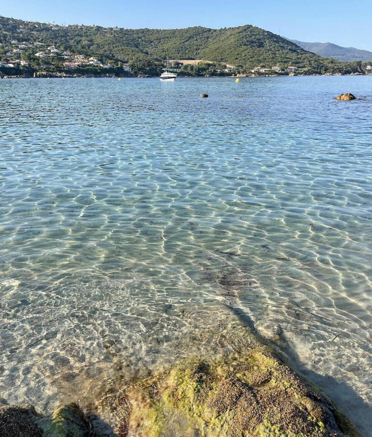 Appartement A 2Mn De La Plage Du Ruppione Pietrosella Bagian luar foto