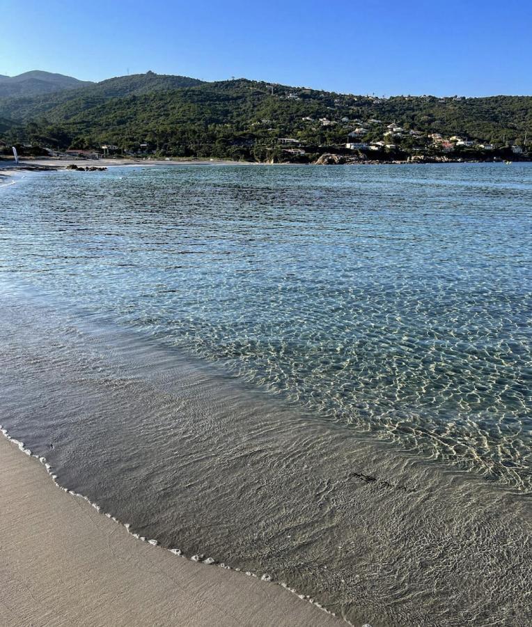 Appartement A 2Mn De La Plage Du Ruppione Pietrosella Bagian luar foto