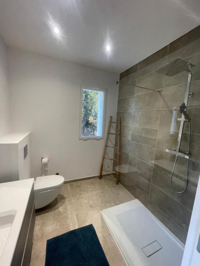 Appartement A 2Mn De La Plage Du Ruppione Pietrosella Bagian luar foto